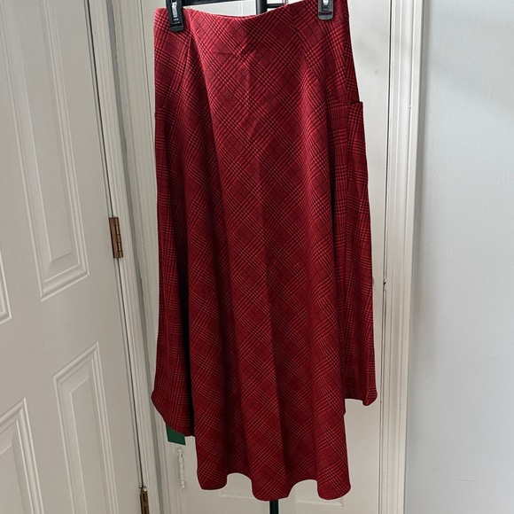 HALARA Red Plaid High-Low Midi Skirt - Picture 3 of 3
